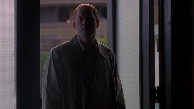 There's no one here. - They must be on their way