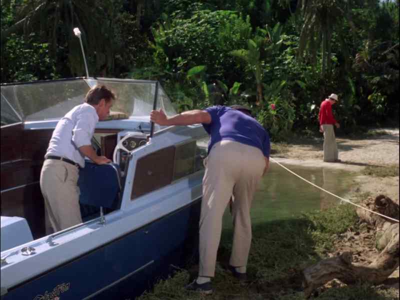 THERE'S NO RADIO, SKIPPER