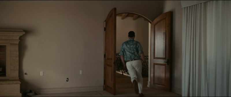 �� There's some whores in this house ♪