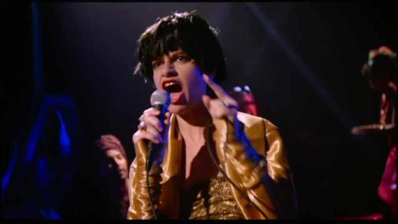 �� There's something... ♪