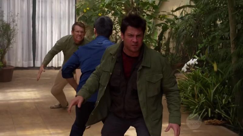 These guys are too fast. I can't do this on my own