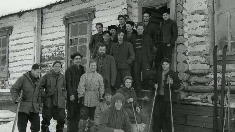 These hardworking men of the Urals