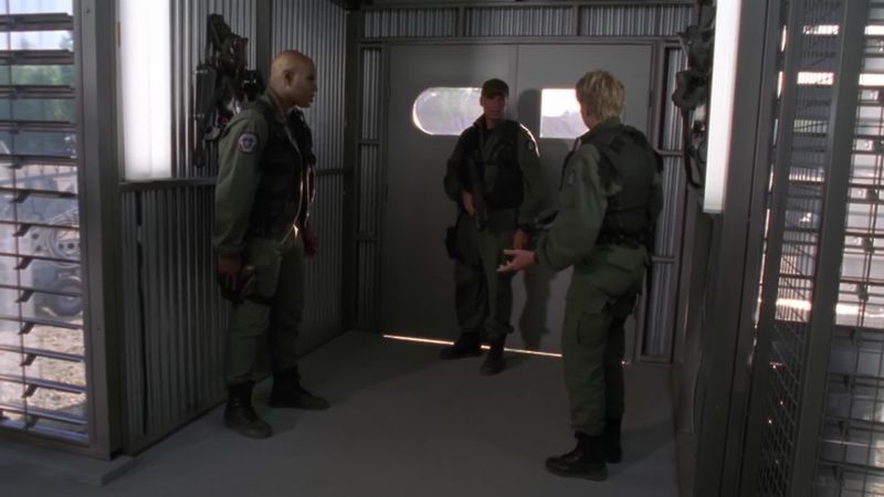 These walls will not protect us, O'Neill. - We got about 15 seconds