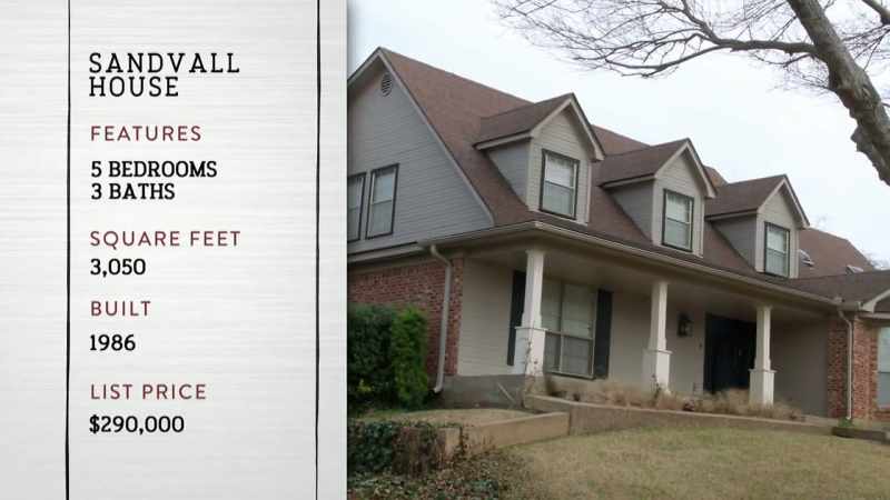 They bought a 1980s home on a hill