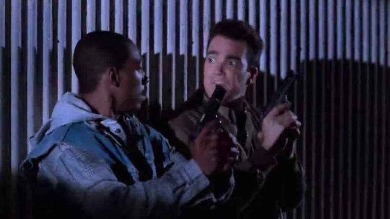 They got fuckin' machine guns