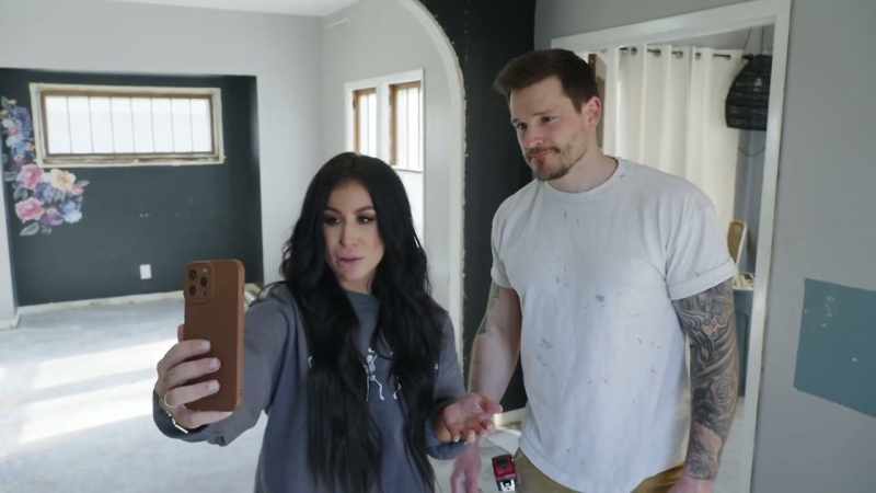 They live in a old house