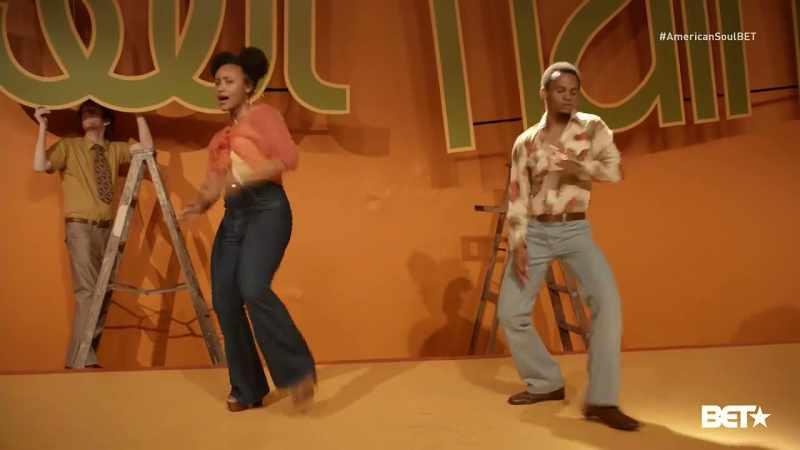 �� They're doing the funky thing ♪