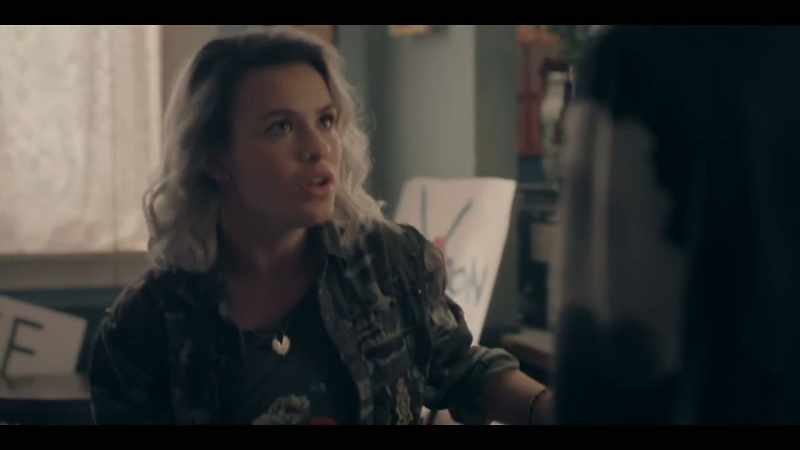 They're not lies! - Issie, you keep pushing me