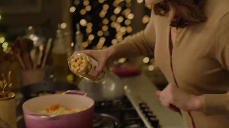 They're often Spanish jarred chickpeas
