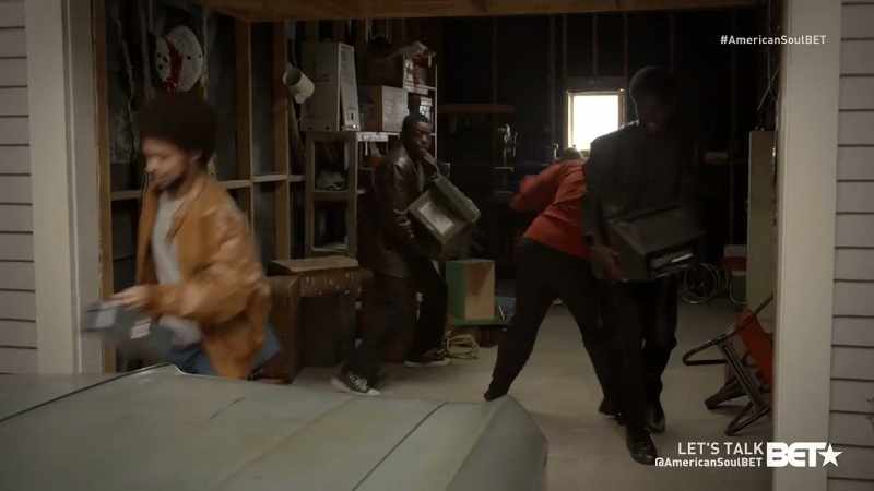 (thieves shouting indistinctly)