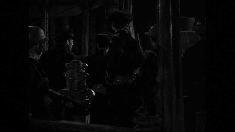 Things are getting hot. Gordon, take three men and back the other party up