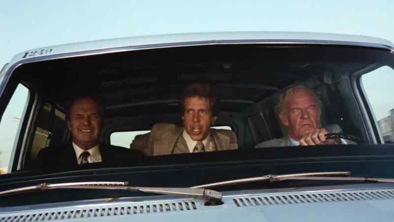This is a shopping center. You'll get us killed!