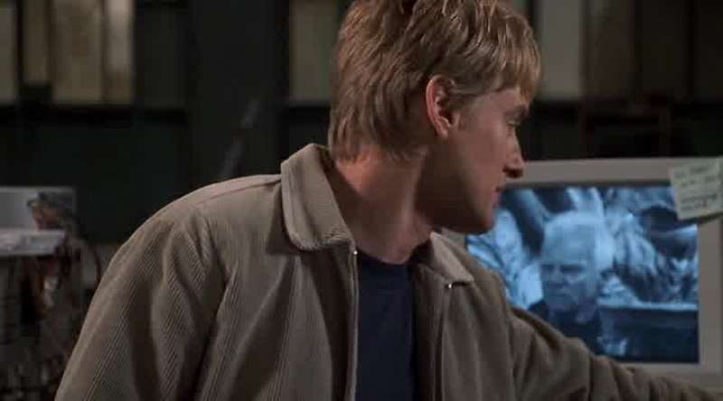 This is Arnold Gundars premier arms dealer He has this plane