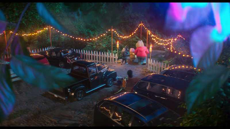 This guy, like, totally knows how to throw a party, am I right?