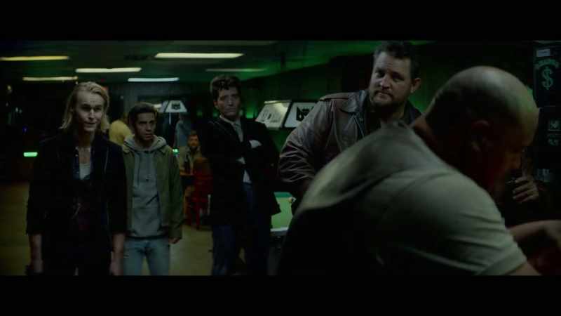 � This here's a Brawlers bar, Gary