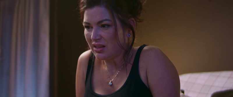This hot lady, does she have a name?