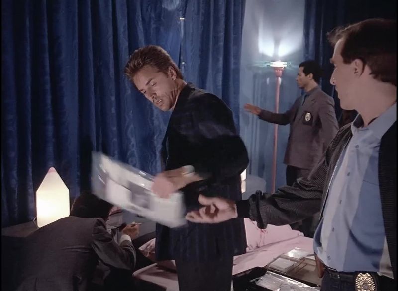 This is how he paid for the Excelsior Hotel room