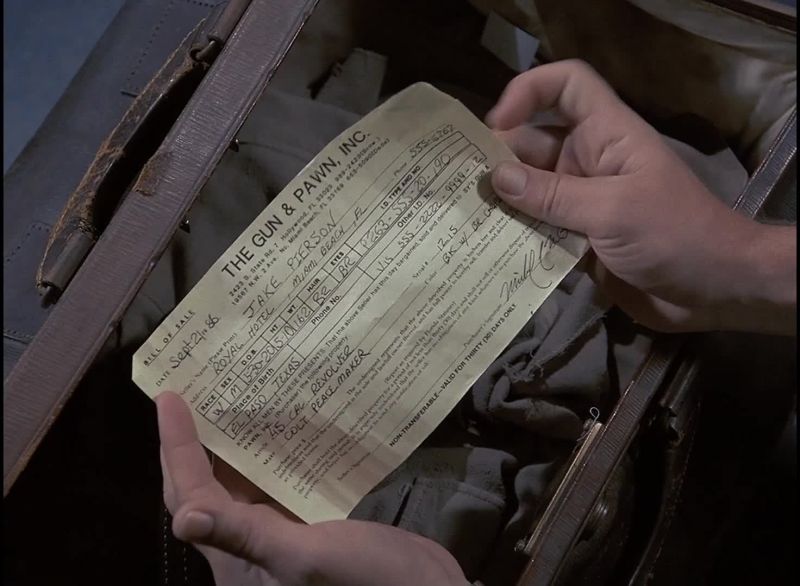 This is how he paid for the Excelsior Hotel room