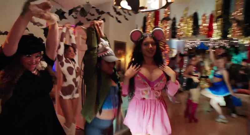 �� This is Modern feminism talkin' ♪