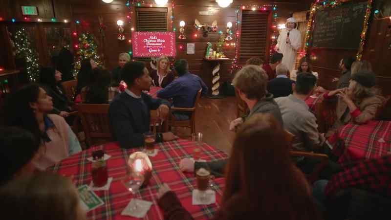 This last round is all about campus Christmas trivia