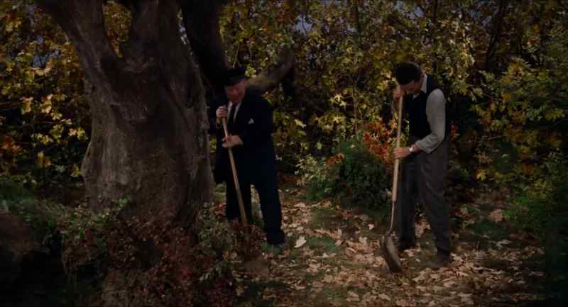 This looks like a good place. - Ah!