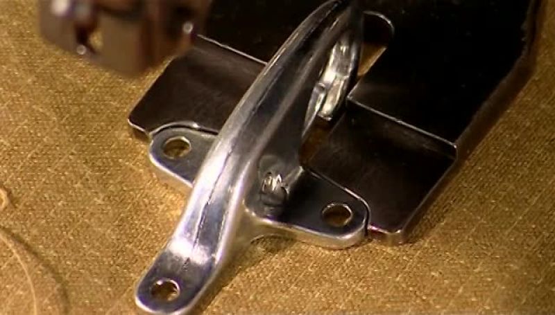 THIS MACHINE APPLIES THREE RIVETS