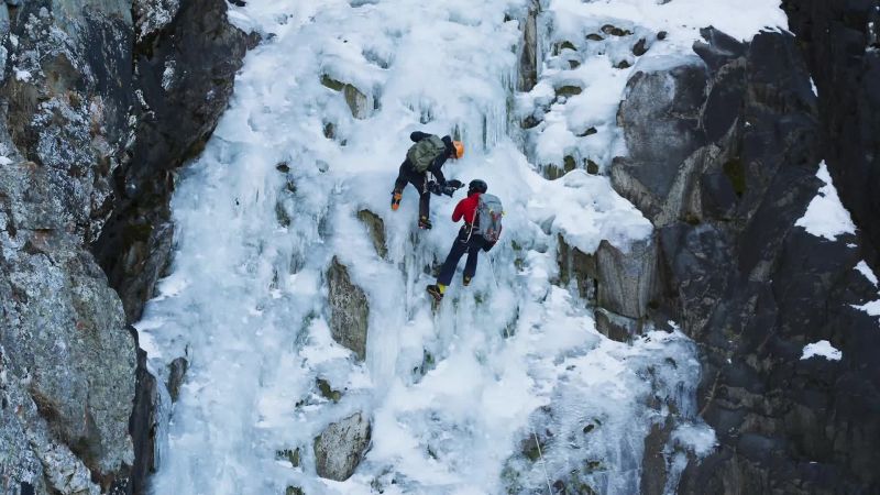 This is so much harder with one crampon. - I'm not getting any grip!