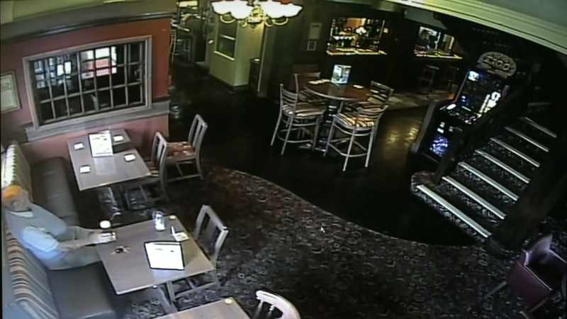 THIS SPONTANEOUSLY EXPLODING PINT