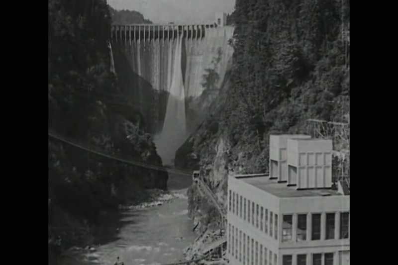 This is the Baker River Dam, 265 feet high
