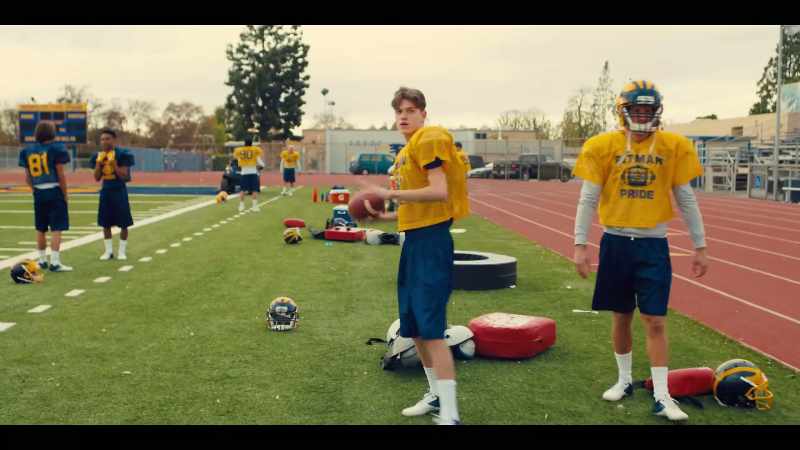 This is tryouts for varsity, not JV. - Who's that skinny kid?