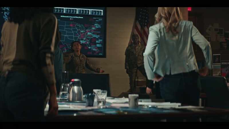 �This way. Let's go. ‐The emergency command center