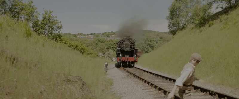 Thomas, get off the line! Thomas!