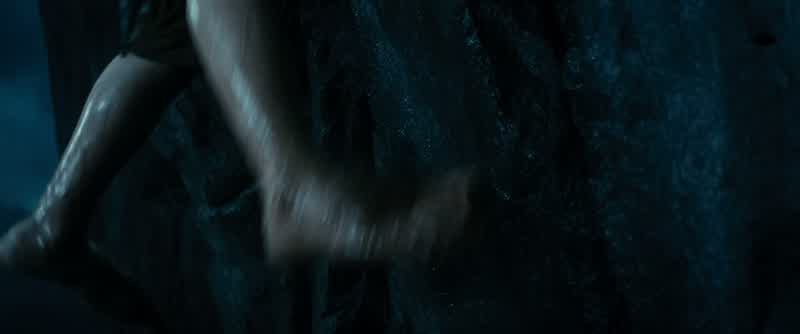 THORIN: Get him!