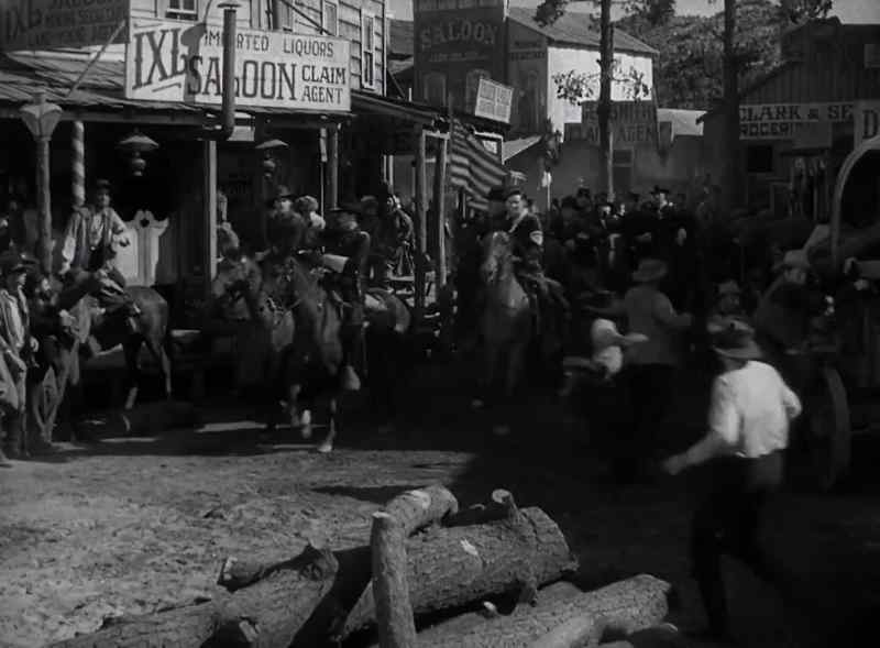 Those fellas just shot Bill Hickok!