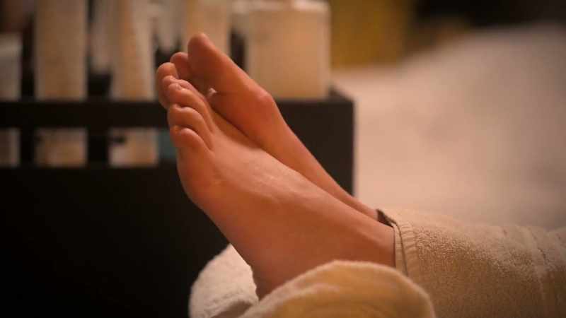 Those thankfully normal feet are about to get a rub