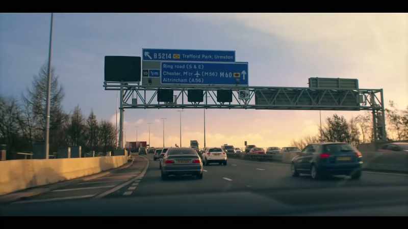 Three Bridges, é um centro como Yarl's Wood, perto de Gatwick!