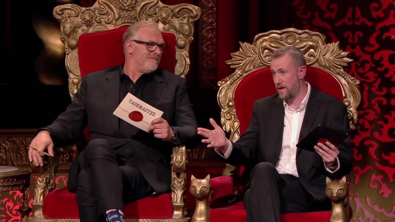 Three points to the girls, five points to Ardal and Chris