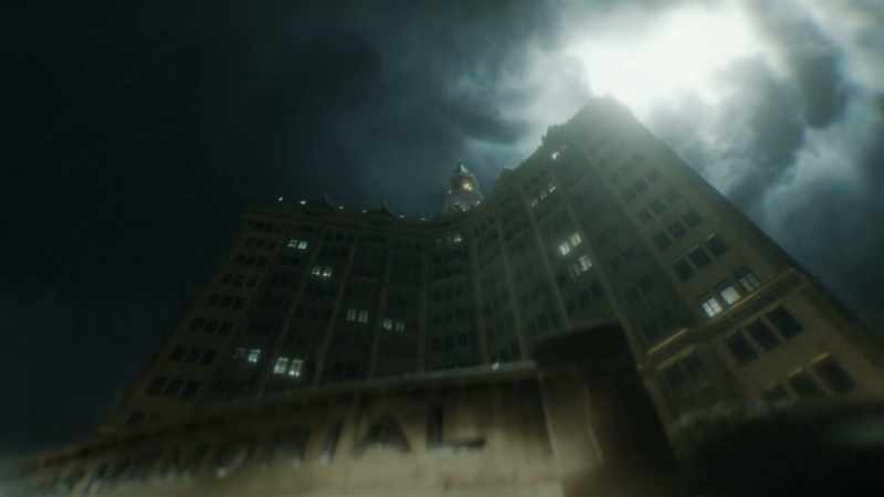 (thunder crashing)