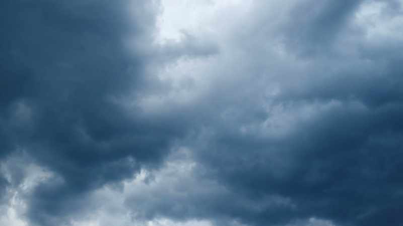 (Thundering)