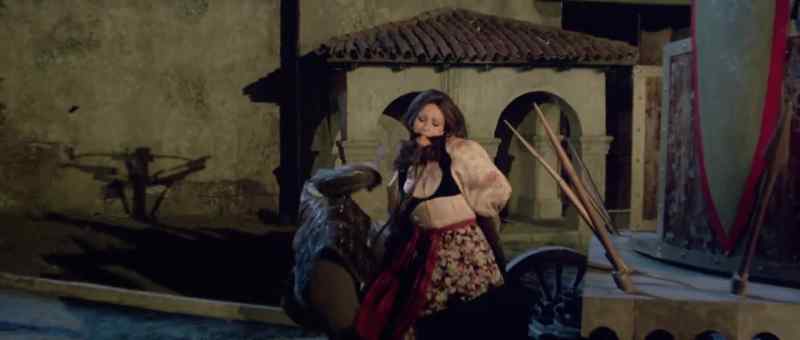 Tie her to the wagon