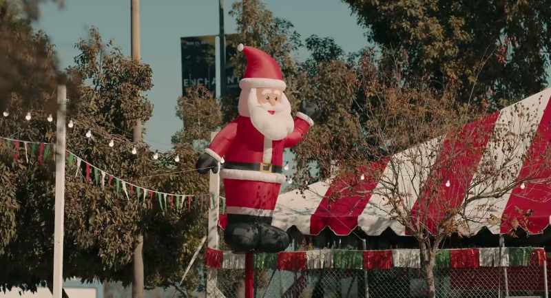 �� Tis the season to be happy
