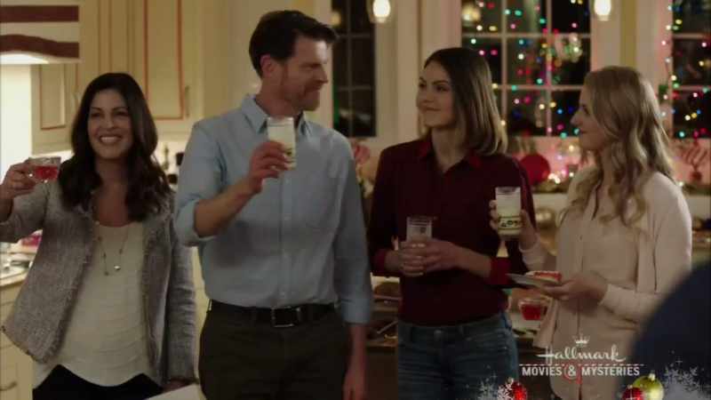 To Christmas miracles! - Here's to Christmas miracles