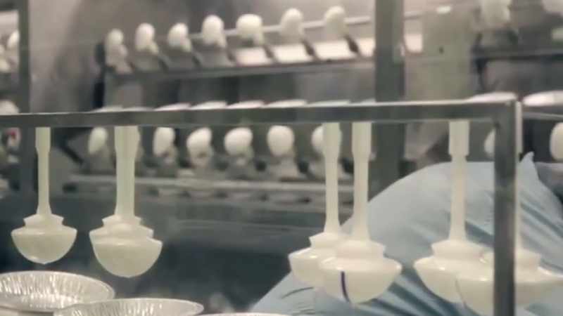 To make the shells you have this there's, like, a bar