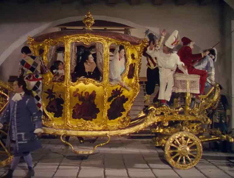 To the bullfight