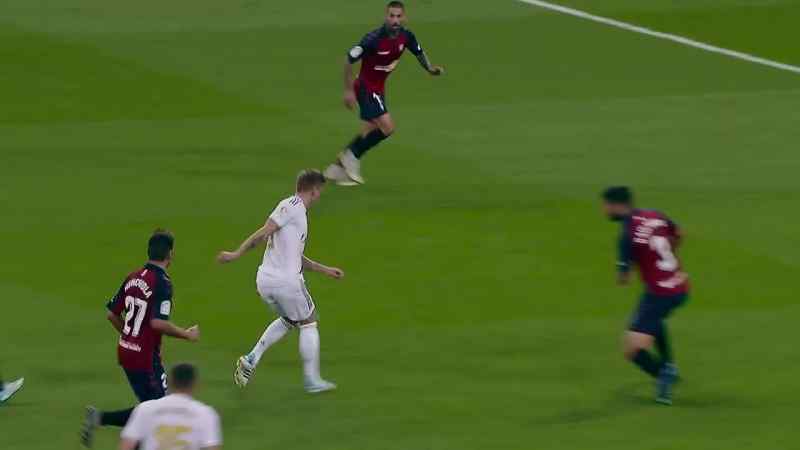 Toni Kroos to Vinícius