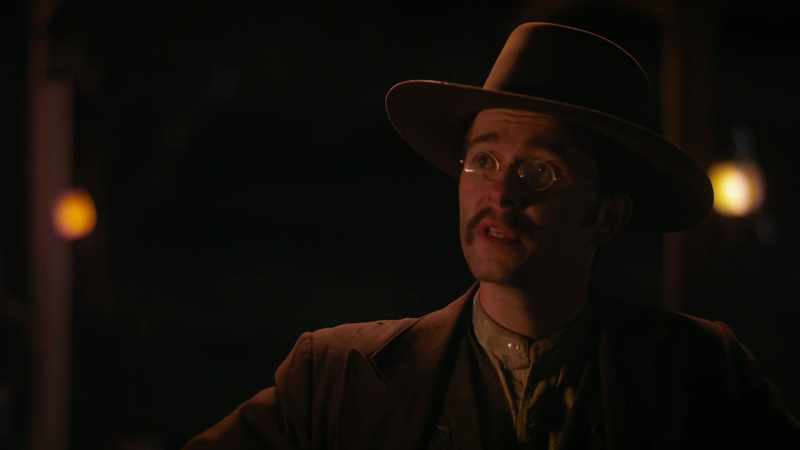 TR: I am a man of Dakota