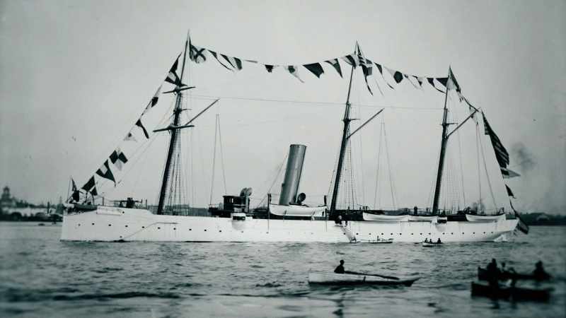 TR looked at the American Navy and was aghast
