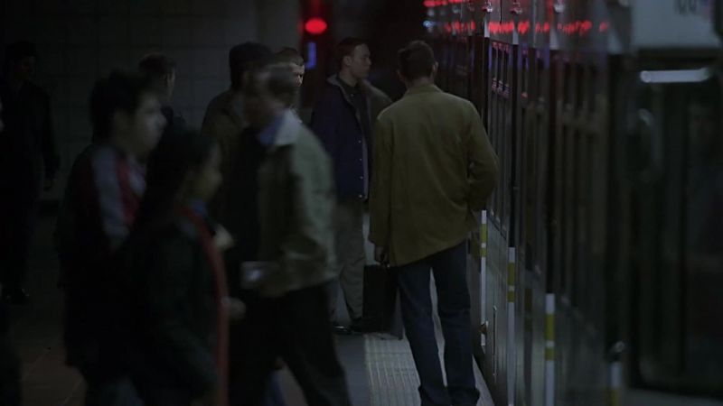 Train doors are opening