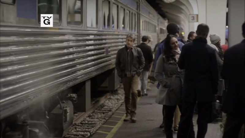 Train number 17 to Newark now leaving Bay 2