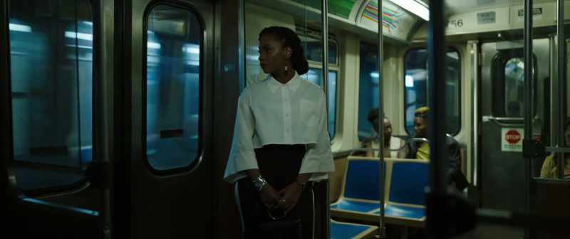Transfer to Red Line trains at State and Lake